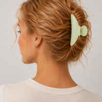 The Glam Claw Essential | Pistachio Green