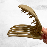 Glam Flat Claw Clip Large Heart Brunette