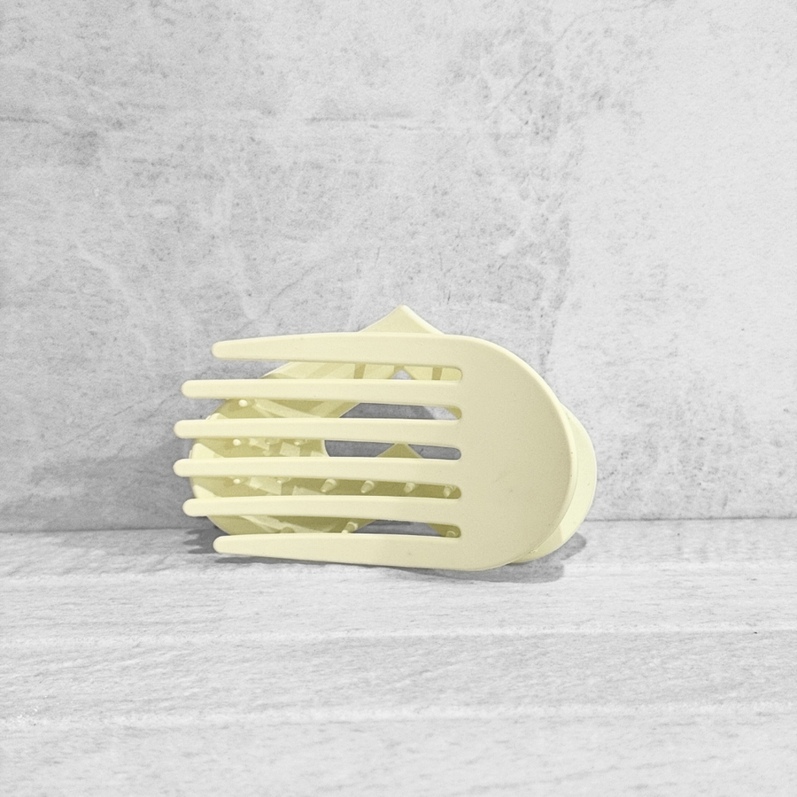 Glam Flat Claw Clip Large Heart Blonde