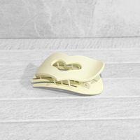 Glam Flat Claw Clip Large Heart Blonde